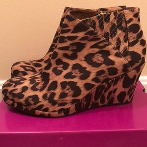 Leopard booties